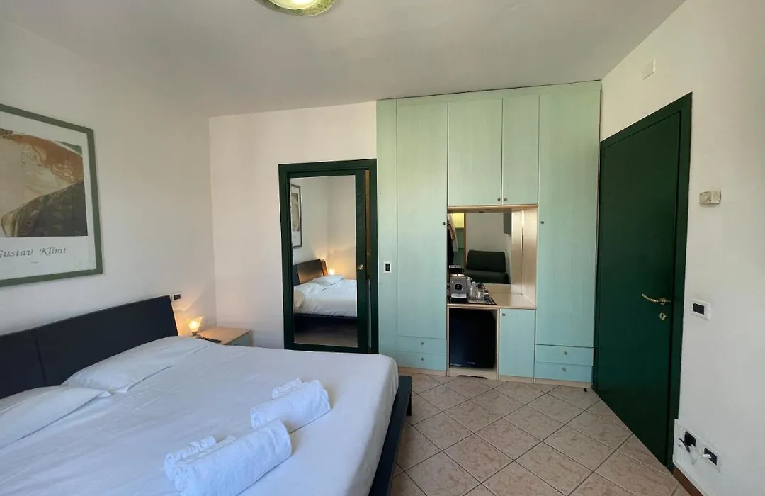 Casa Carlotta-1